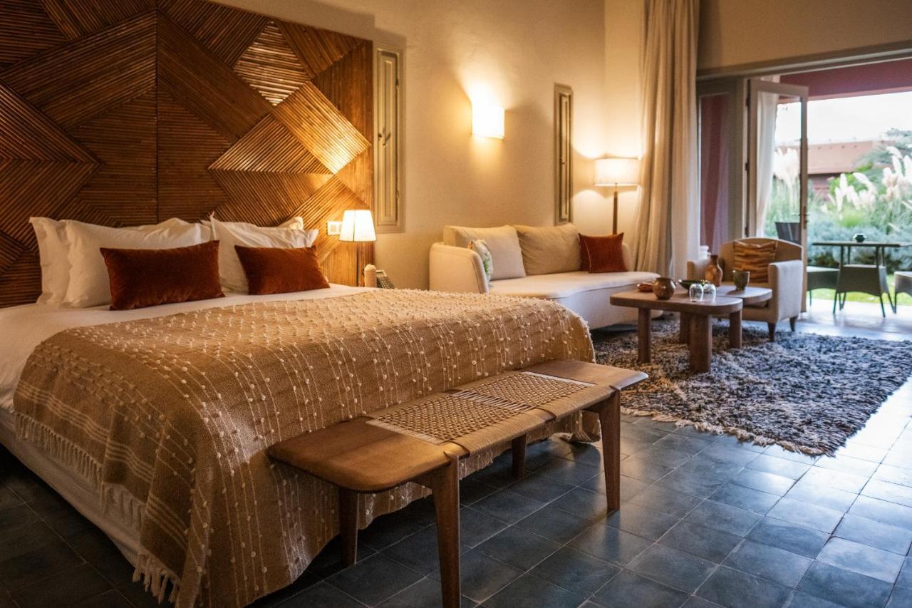 Boutique Hotel Des Remparts & Spa Aigues-Mortes Bagian luar foto