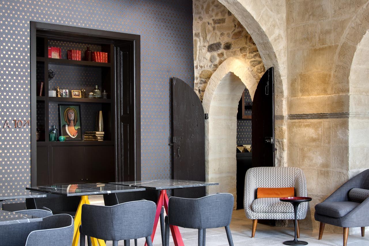 Boutique Hotel Des Remparts & Spa Aigues-Mortes Bagian luar foto